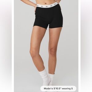 Cute, but bought final sale, but didn’t fit right on me. #nwt